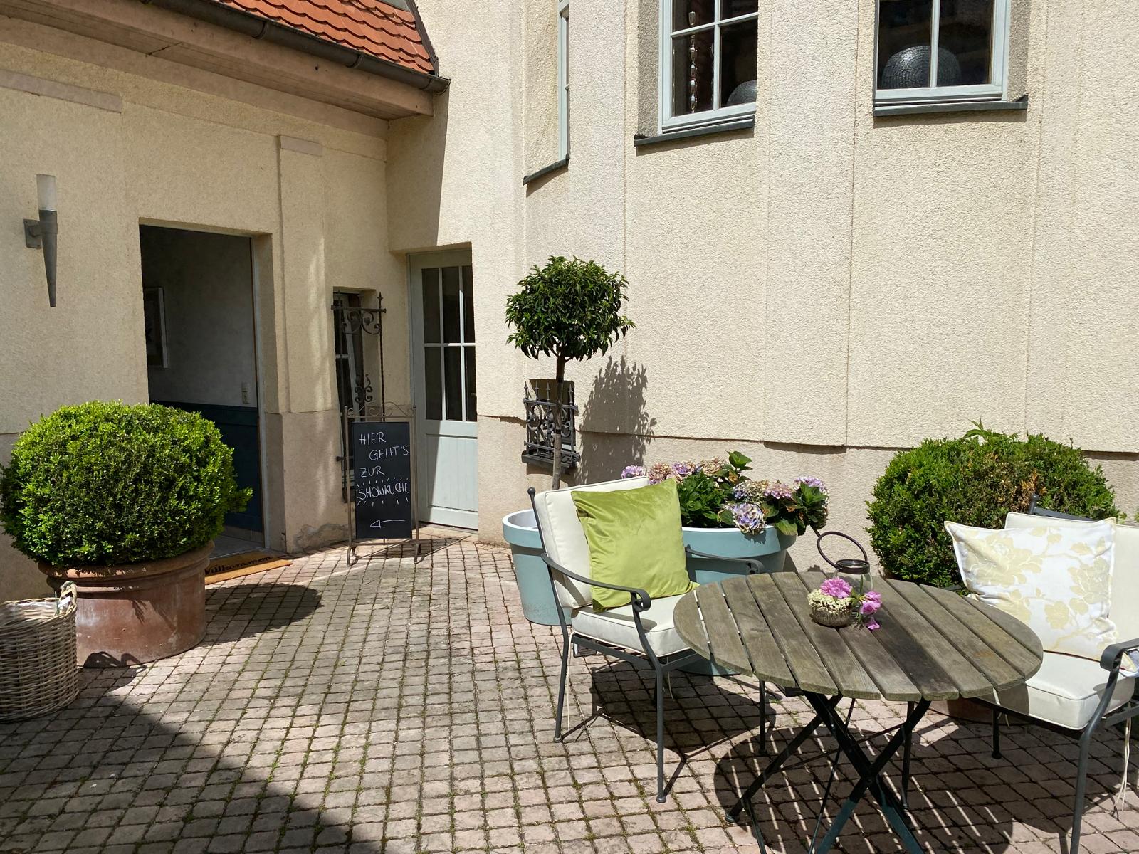 Villa Oschatz, Fassade