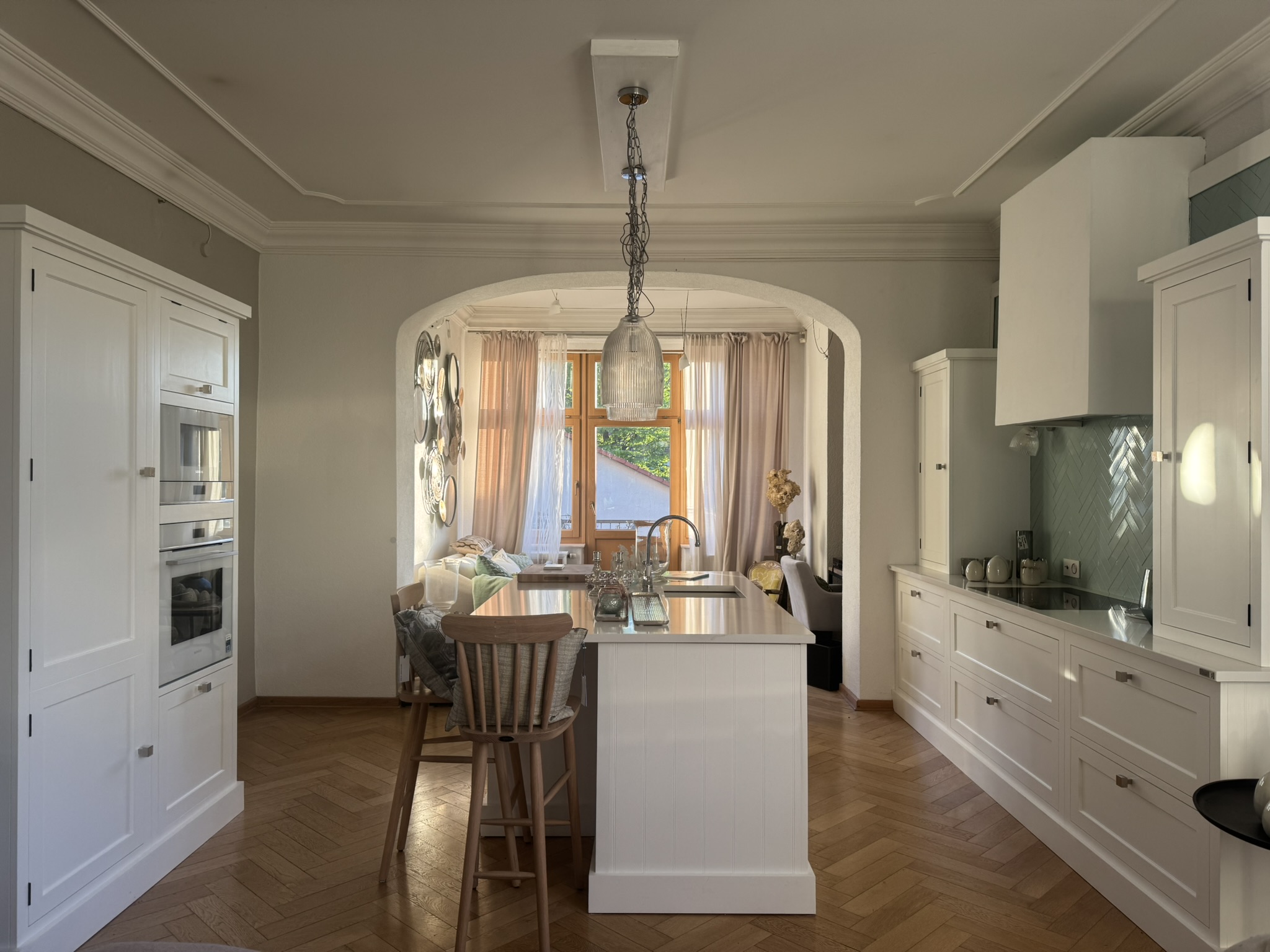 Henley-Küche von Neptune in der Villa Oschatz, Gesamtansicht